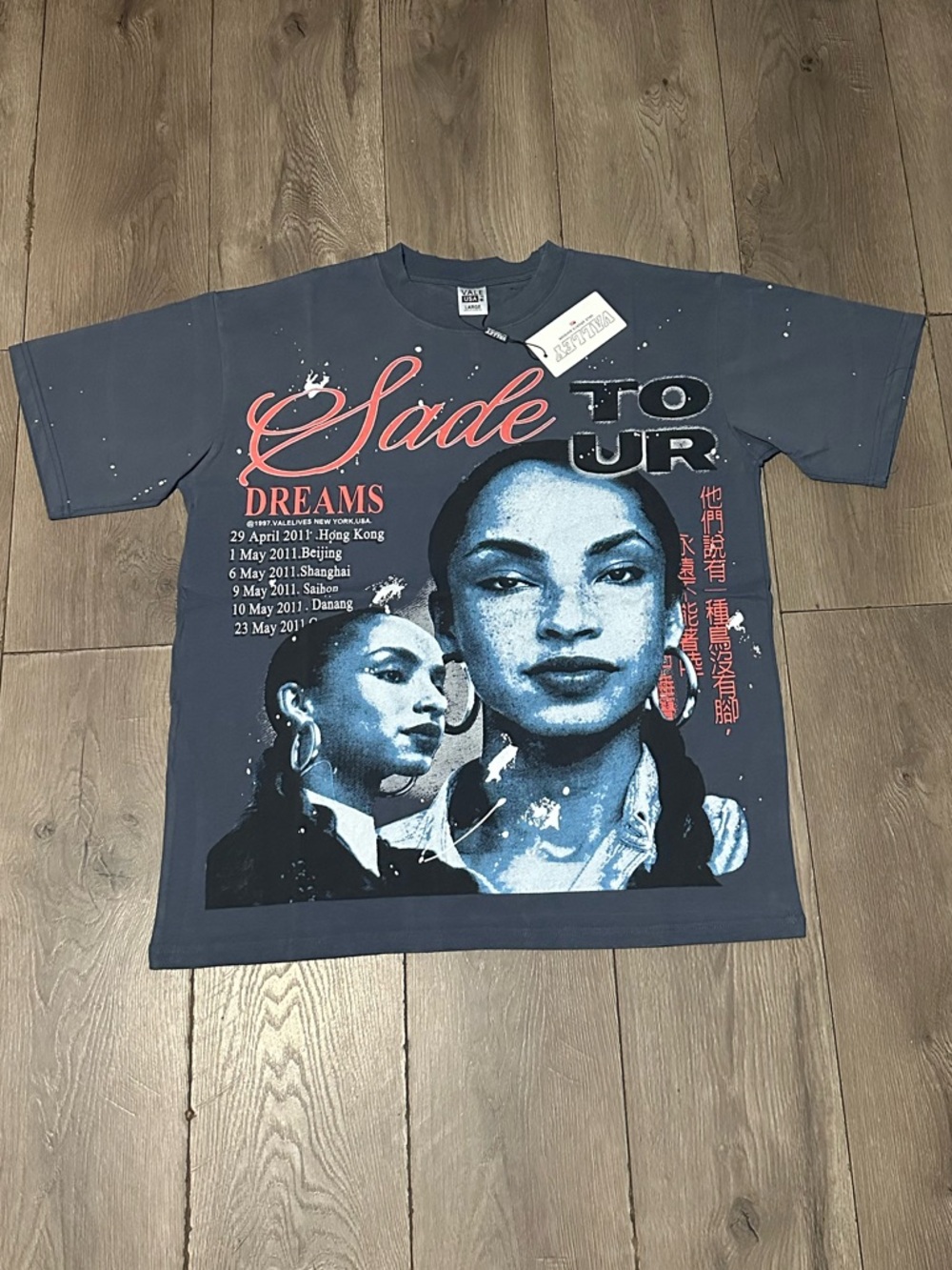Valley dreams Sade Tour Graphic t-shirt
